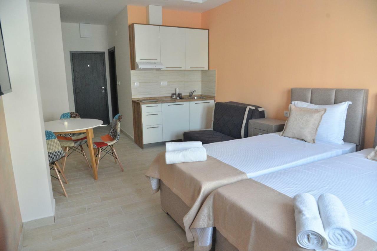 Helada Apartments 蒂瓦特 外观 照片