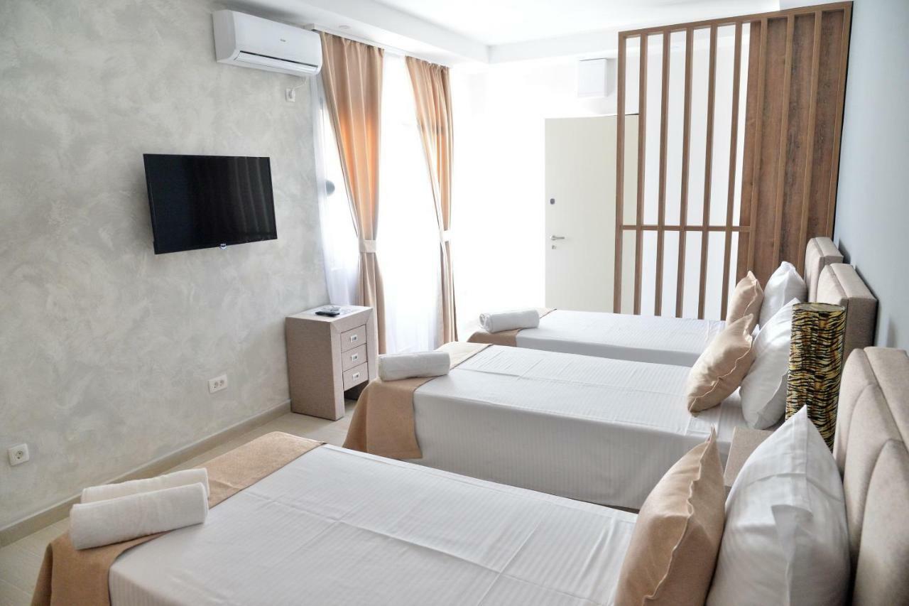 Helada Apartments 蒂瓦特 外观 照片