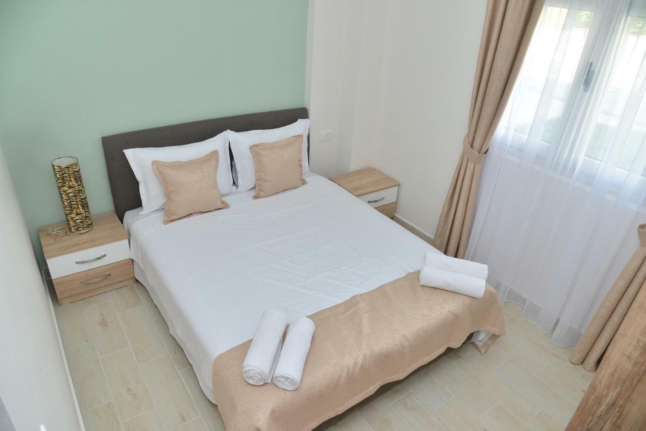 Helada Apartments 蒂瓦特 外观 照片
