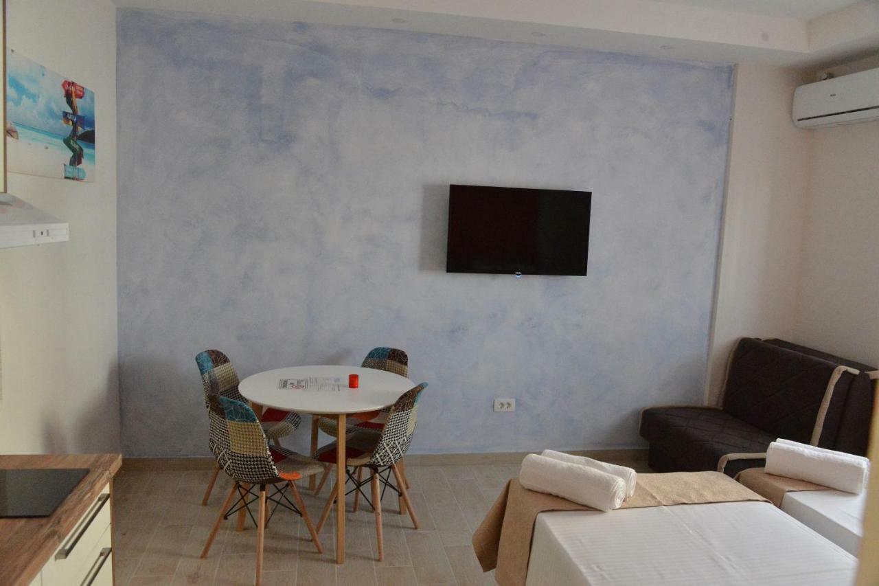 Helada Apartments 蒂瓦特 外观 照片