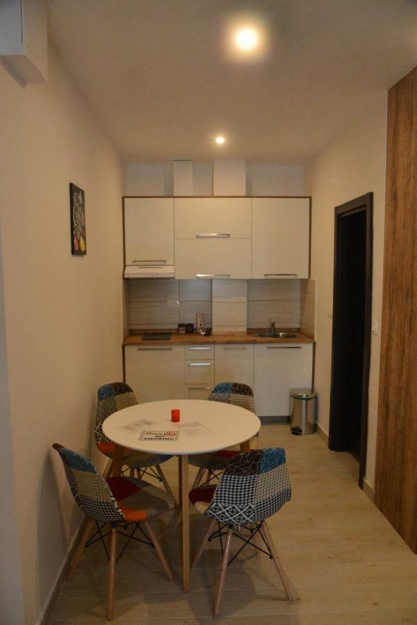 Helada Apartments 蒂瓦特 外观 照片